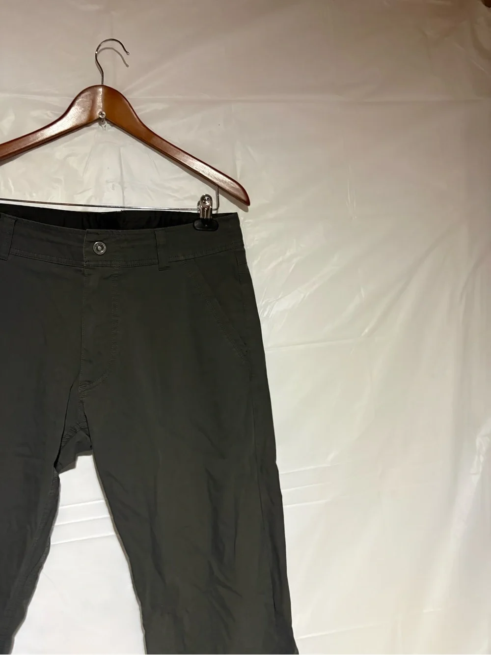 KUHL Men's Chino Pants in Dark Olive